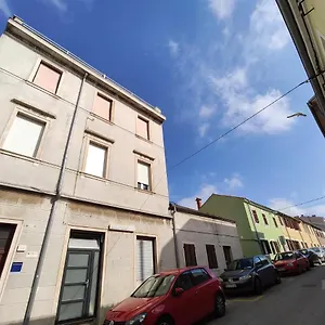 Emma's 4*, Pula Croatia