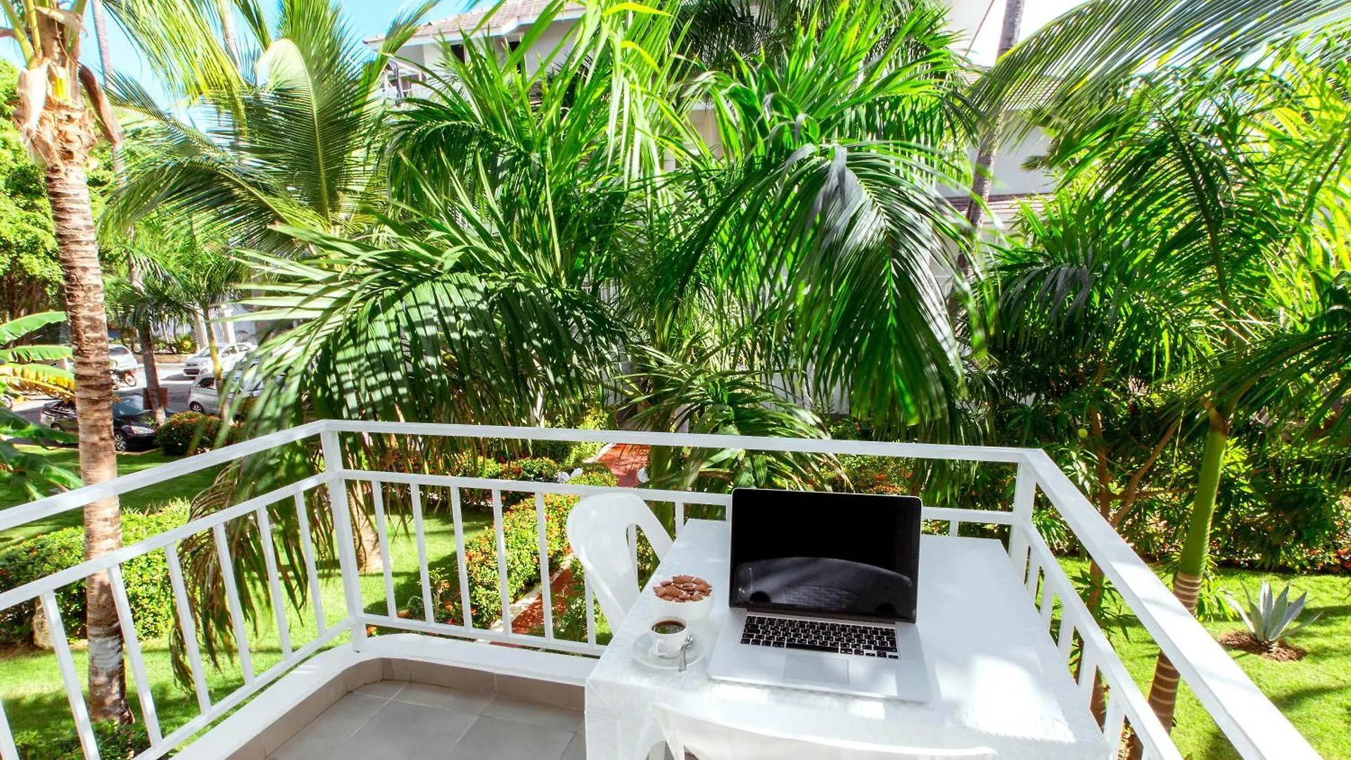***** Szálloda Tropical Studios Deluxe Punta Cana Dominikai Köztársaság