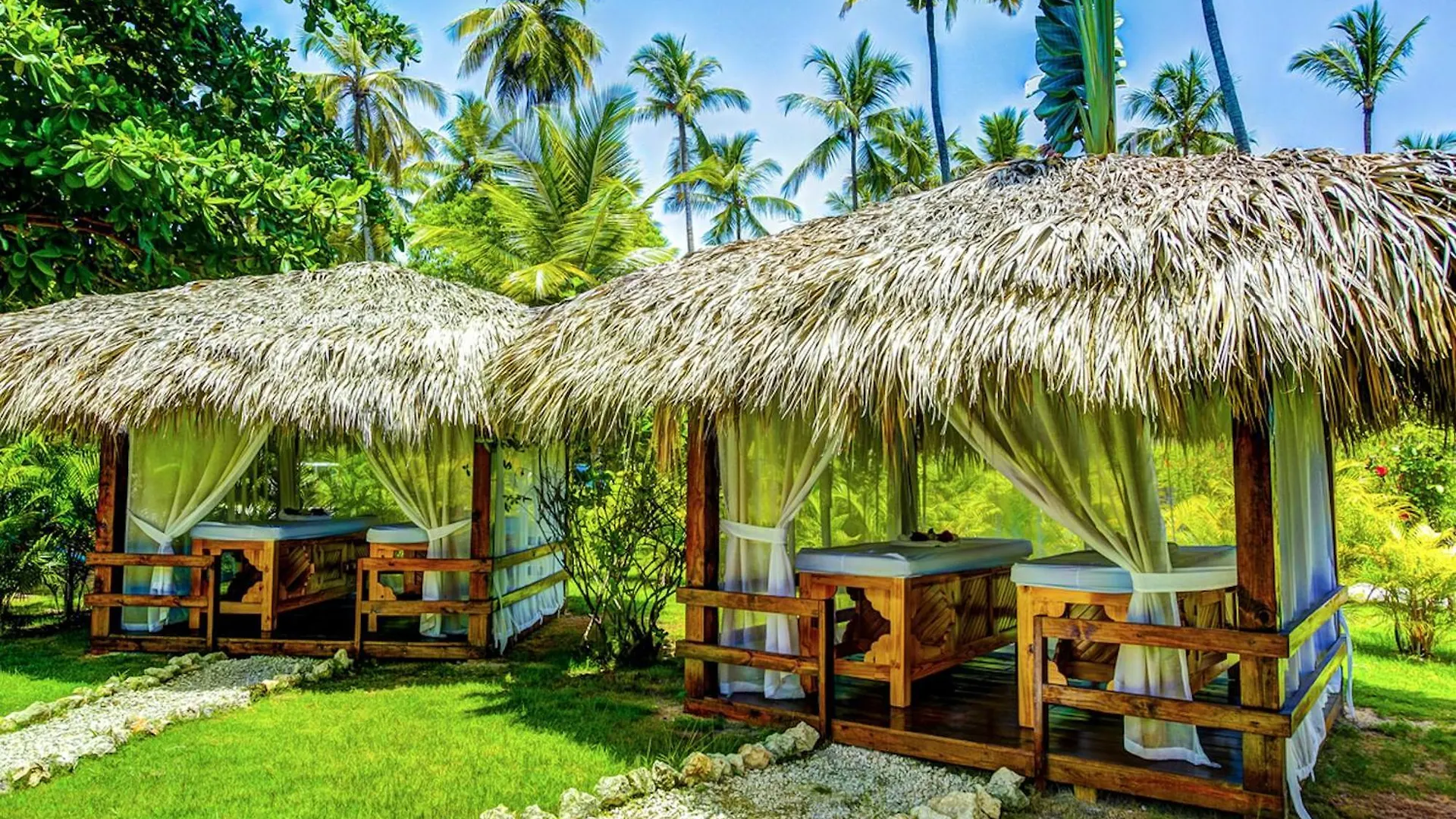 Tropical Studios Deluxe Punta Cana 5*,
